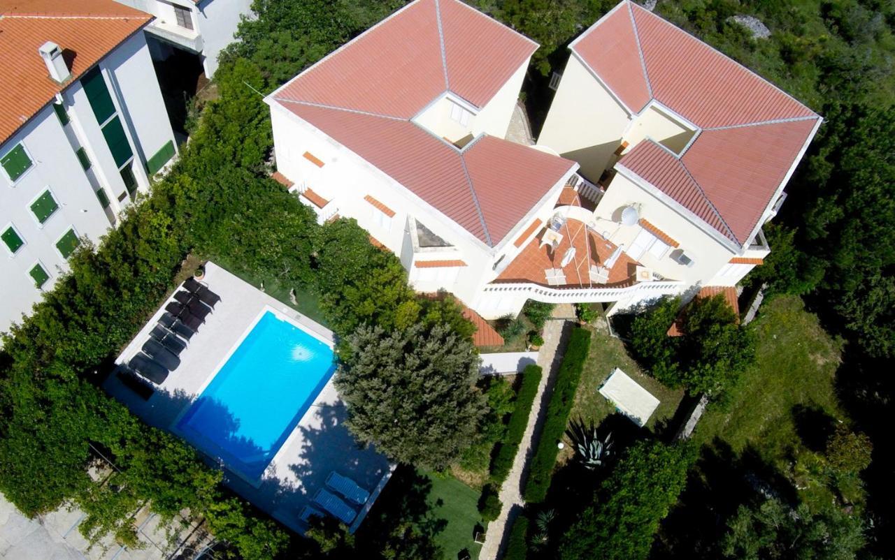 Apartments Dvori Novalja Exterior foto